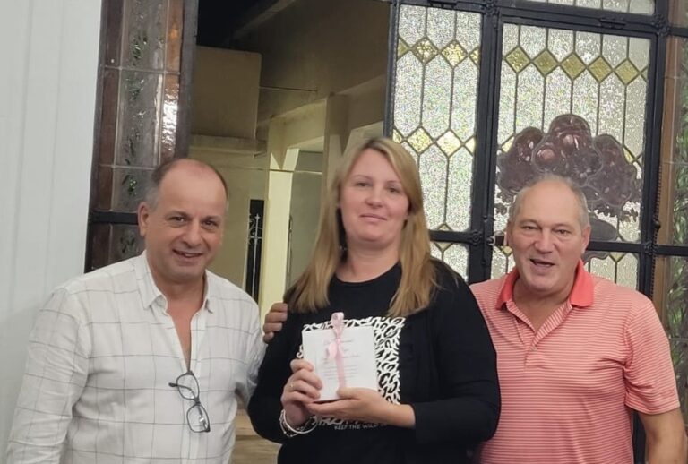 Noche de reconocimientos, asamblea 
y renovación de autoridades