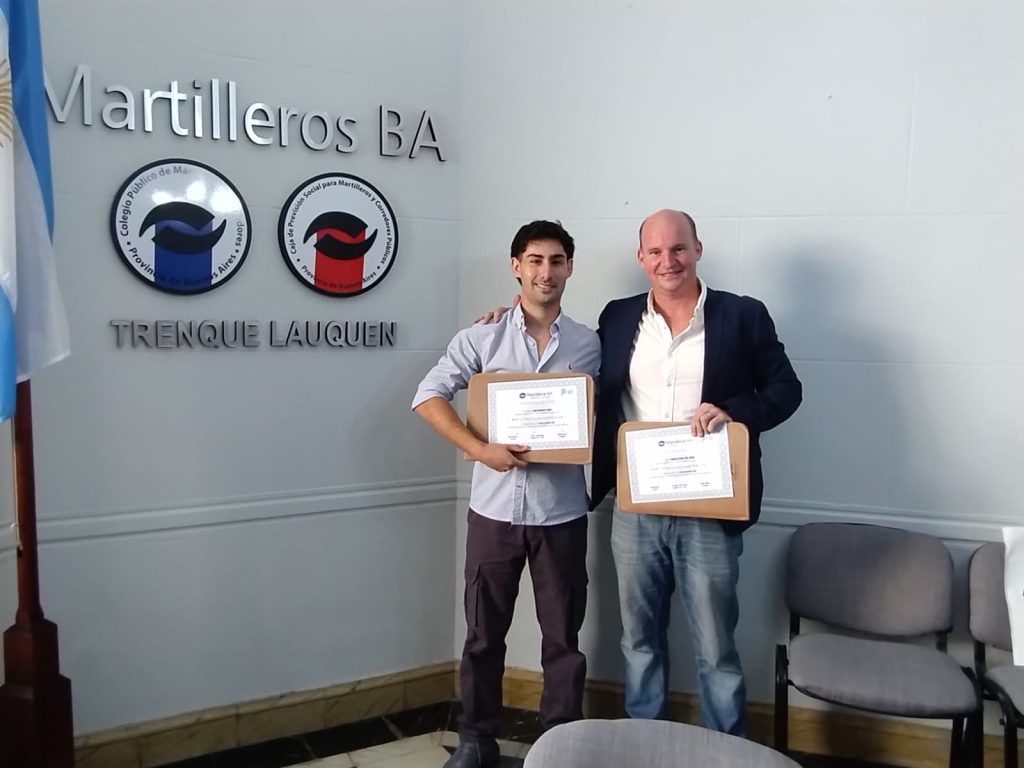 Jura y bienvenida por duplicado